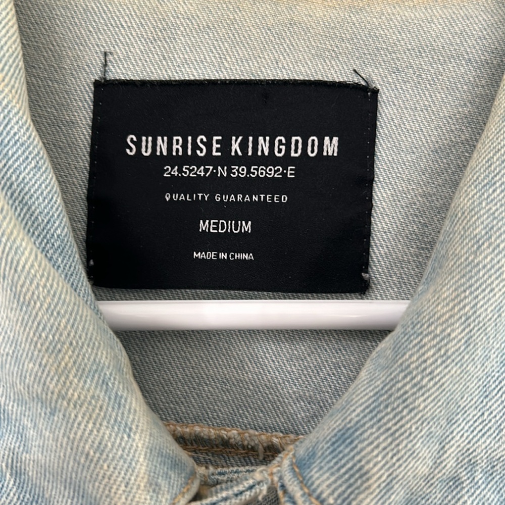 Jean jacket - Picture 2 of 3